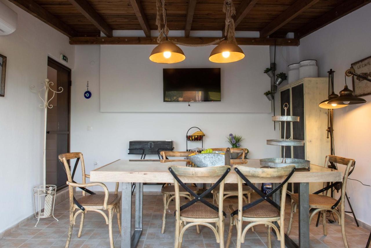 Dandy Villas Nea Roda - Melodic Waves - Private - Pool - Parking - Cellar Exterior photo